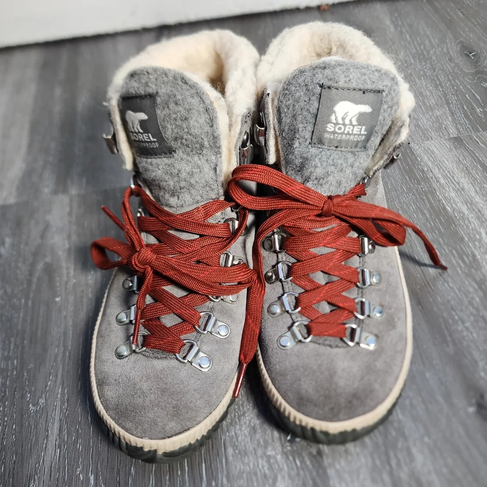 Sorel Out N About Conquest Waterproof Winter Boots Size 7